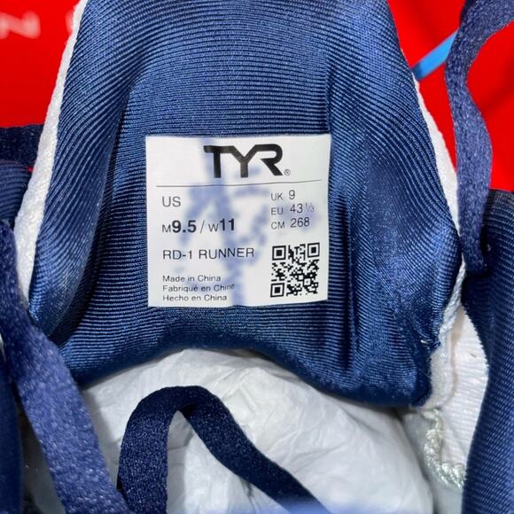 TYR Women's Athletic Shoes - White, Blue, Pink - Picture 5 of 5